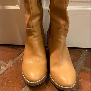 Knee boots. Worn once. Side half zip.